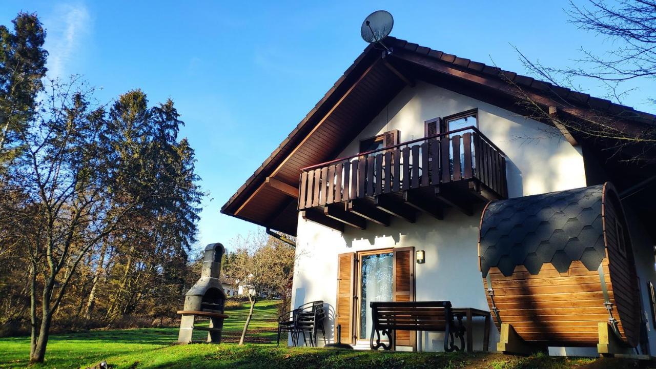Seepark Kirchheim Ferienhaus Bei Zeta Mit Sauna מראה חיצוני תמונה